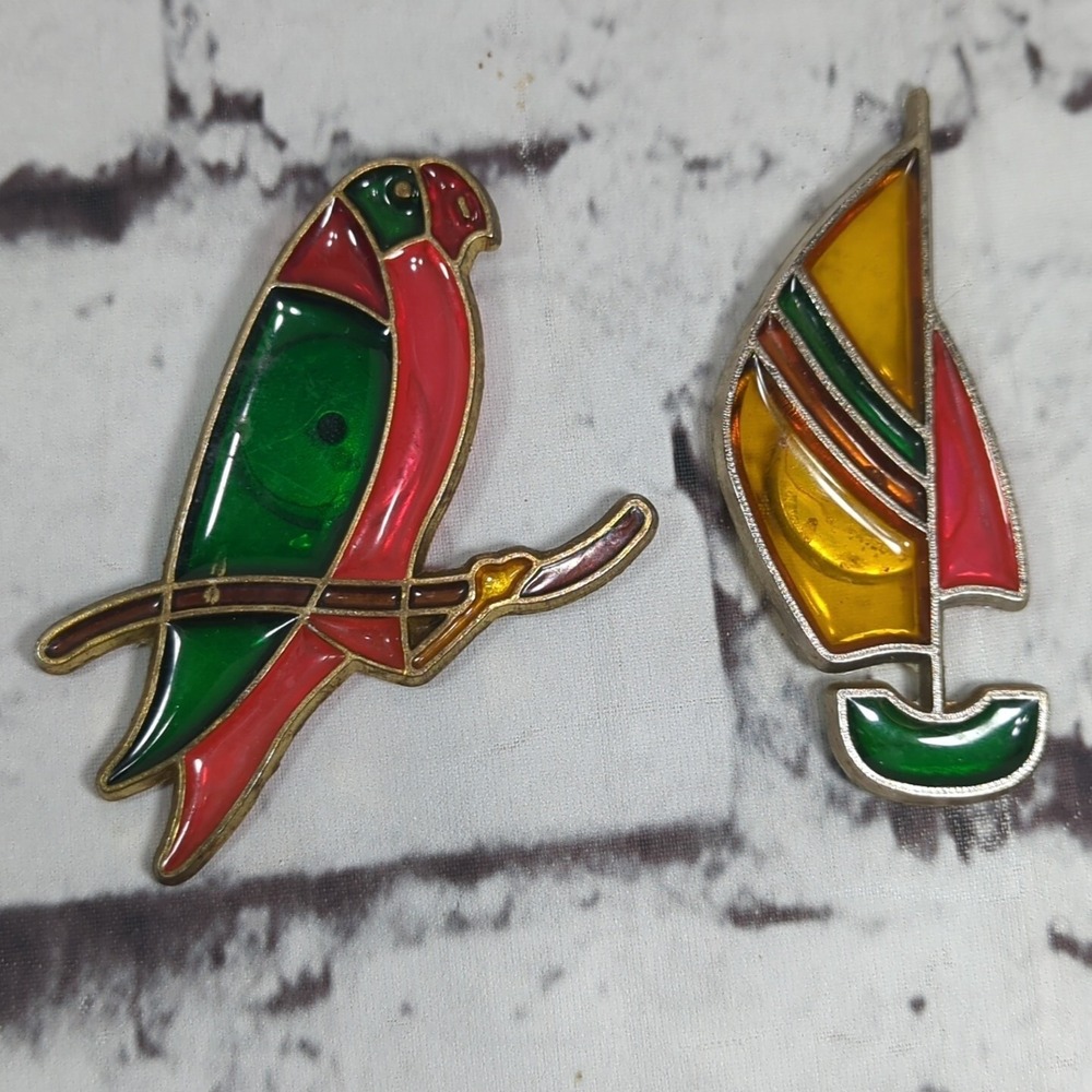 Parrot and Sailboat Vintage Stain Glass Look Plastic Refrigerator Fridge Magnets
